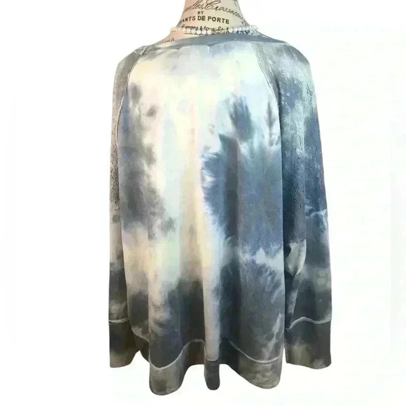 New Directions Studio Belk Brand 3X Blue Tie Dyed Shirt with Lace on Sleeves L/S - Picture 3 of 5